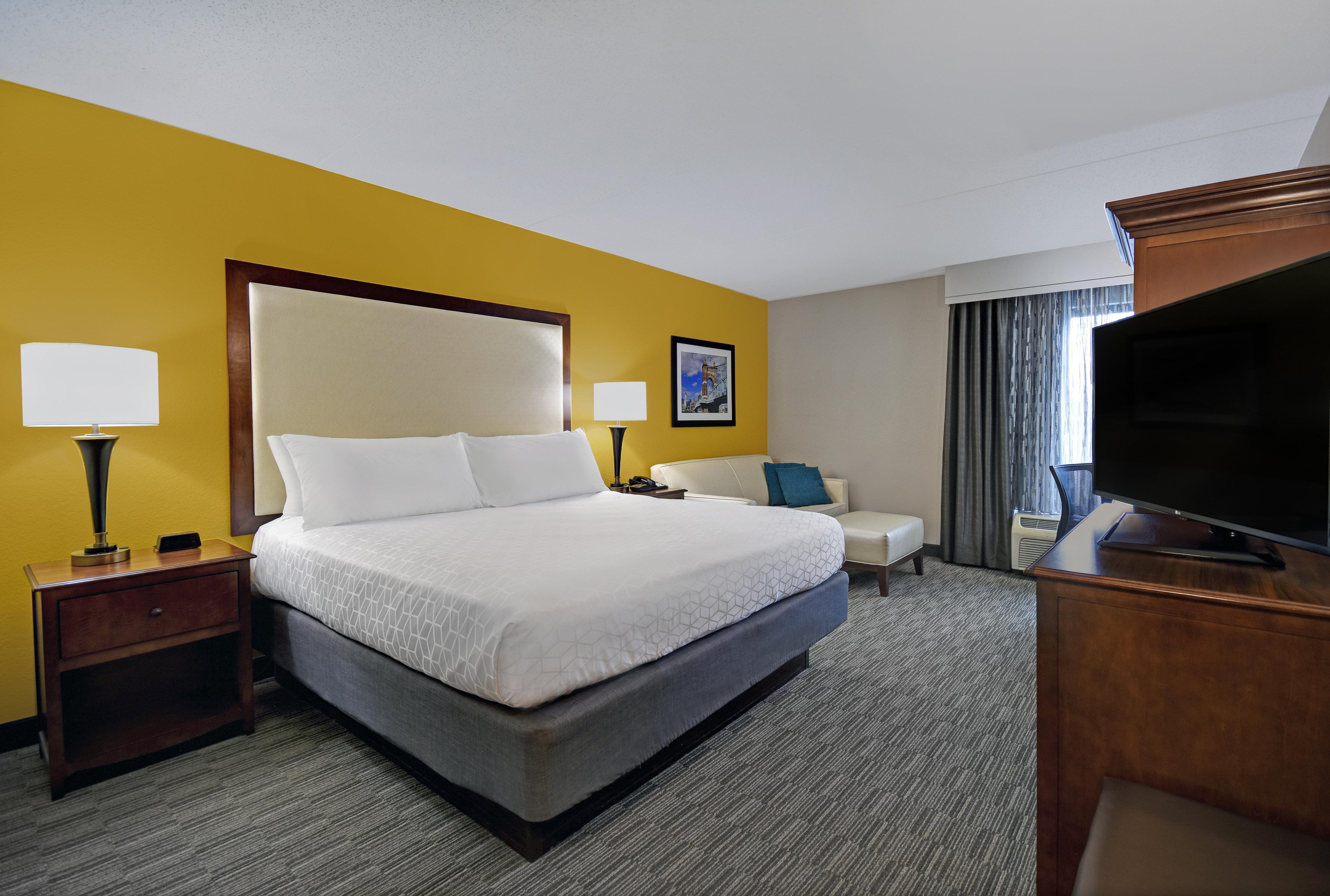 Holiday Inn Express & Suites Cincinnati Riverfront By Ihg Covington Exteriör bild