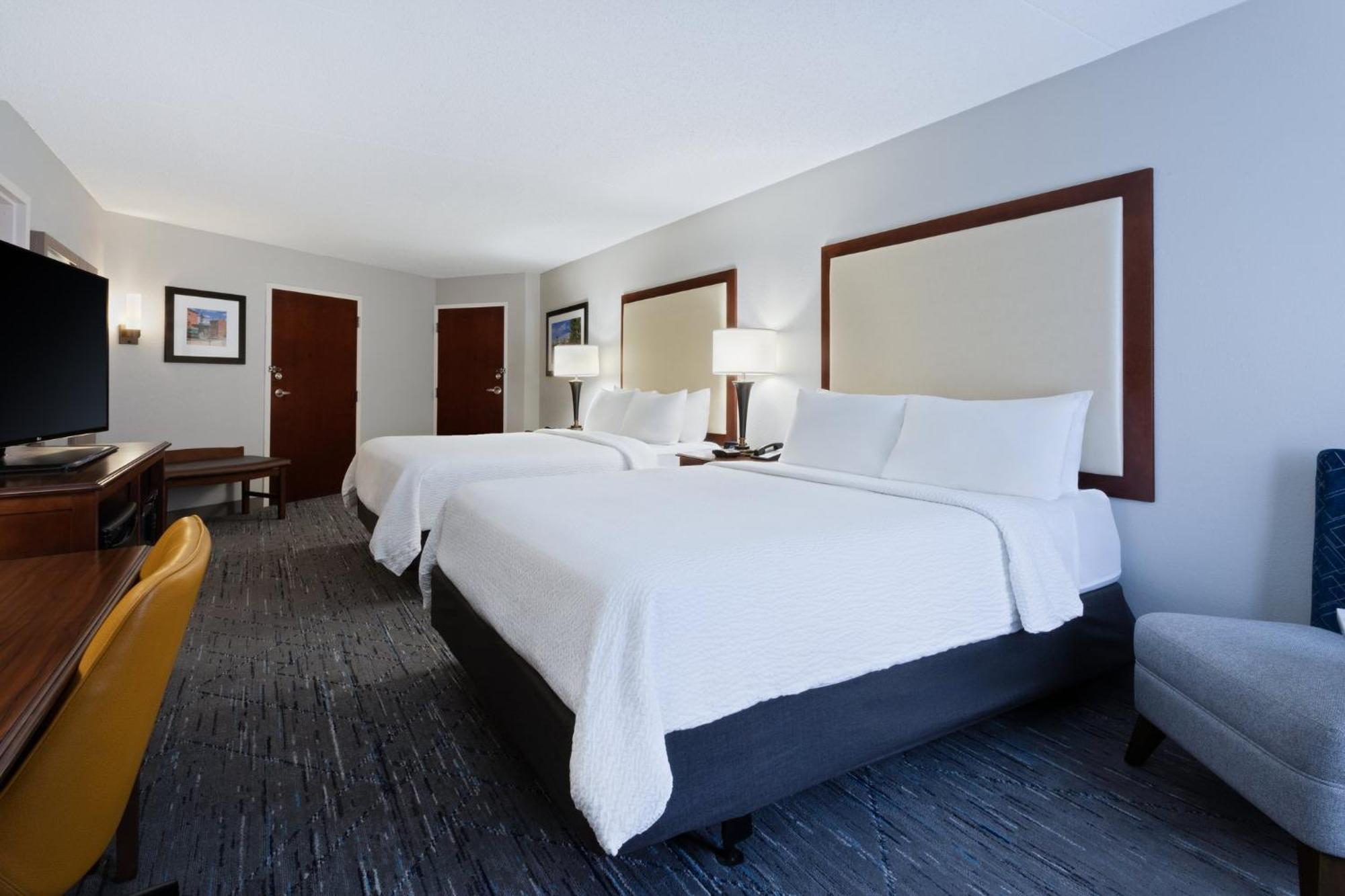Holiday Inn Express & Suites Cincinnati Riverfront By Ihg Covington Exteriör bild