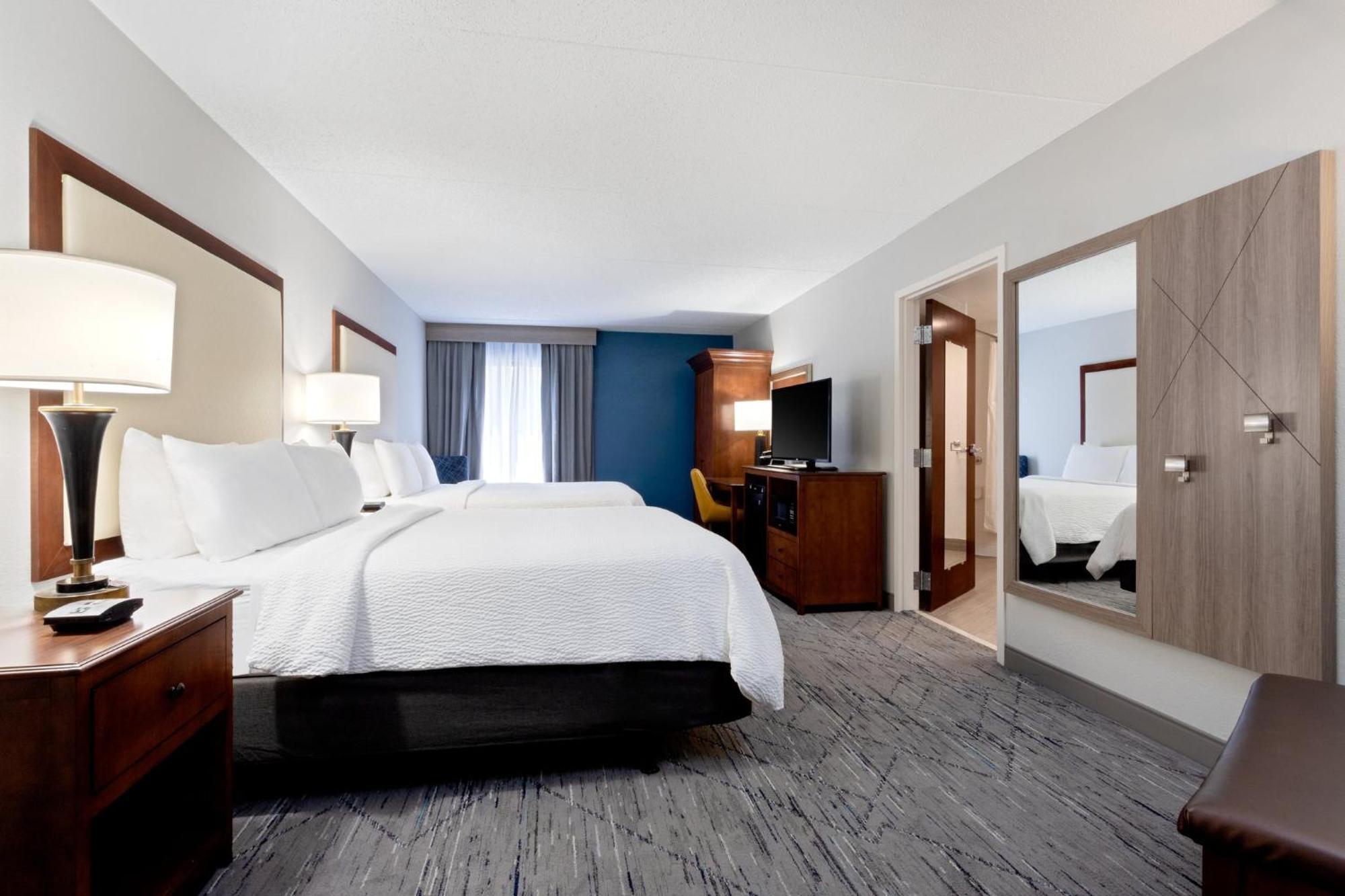Holiday Inn Express & Suites Cincinnati Riverfront By Ihg Covington Exteriör bild