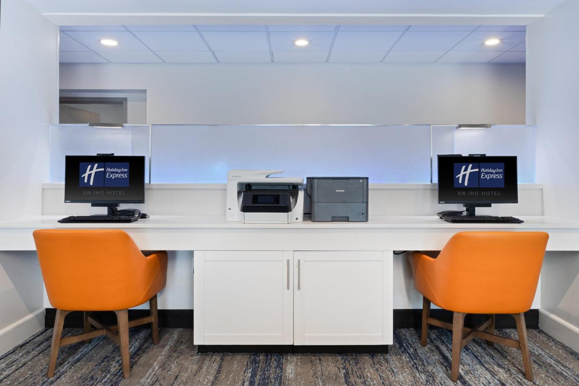 Holiday Inn Express & Suites Cincinnati Riverfront By Ihg Covington Exteriör bild