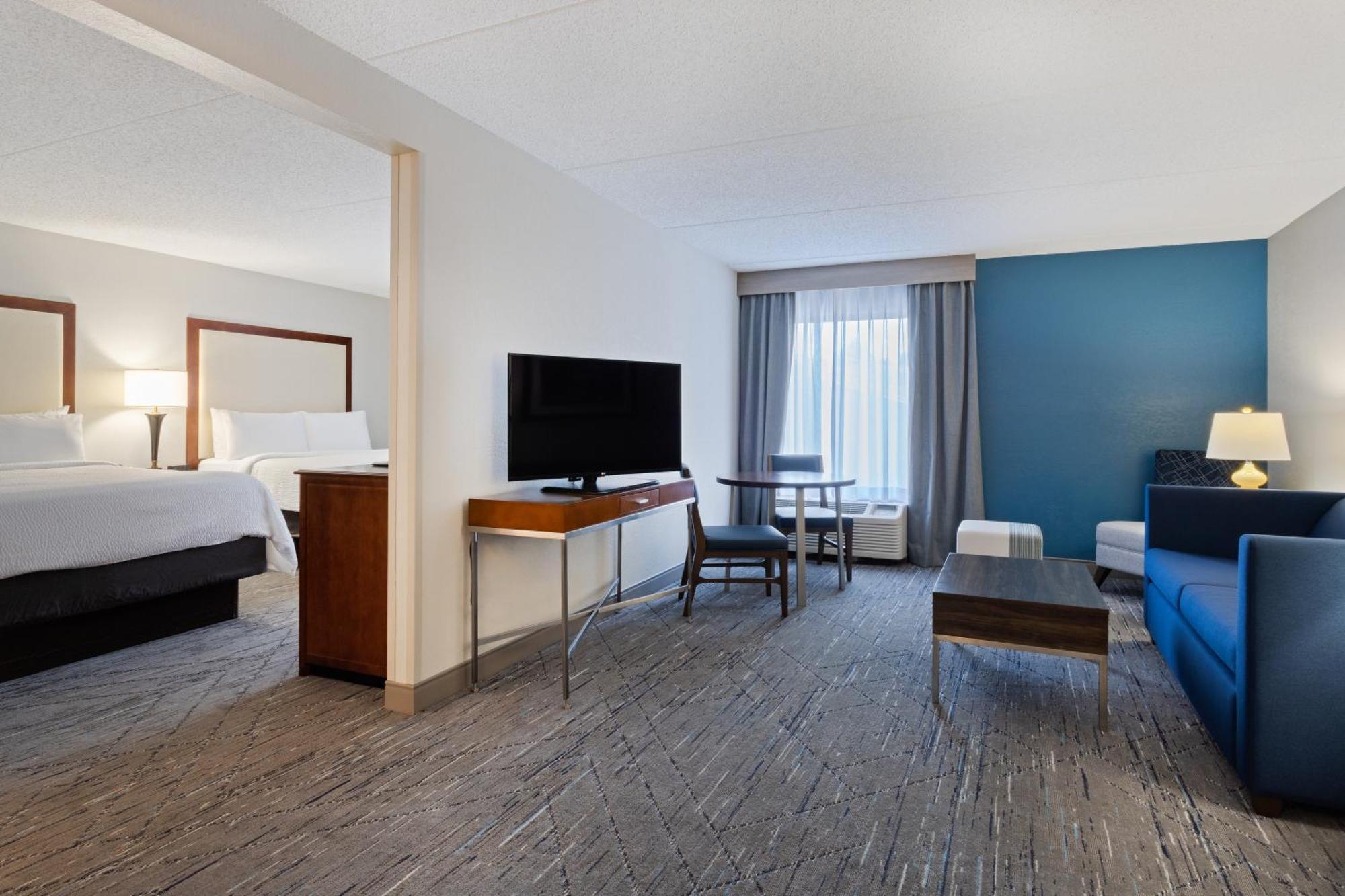 Holiday Inn Express & Suites Cincinnati Riverfront By Ihg Covington Exteriör bild