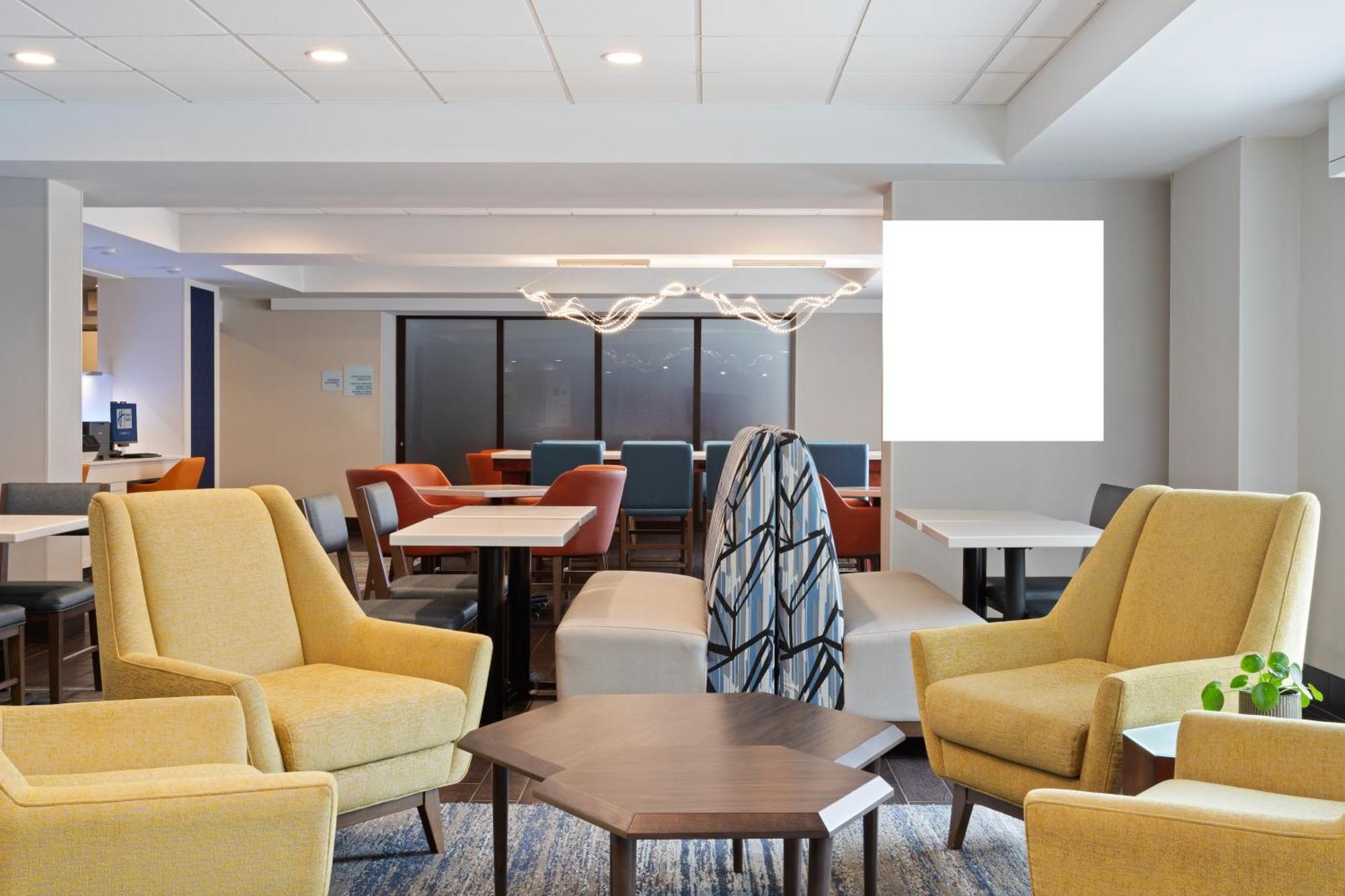 Holiday Inn Express & Suites Cincinnati Riverfront By Ihg Covington Exteriör bild